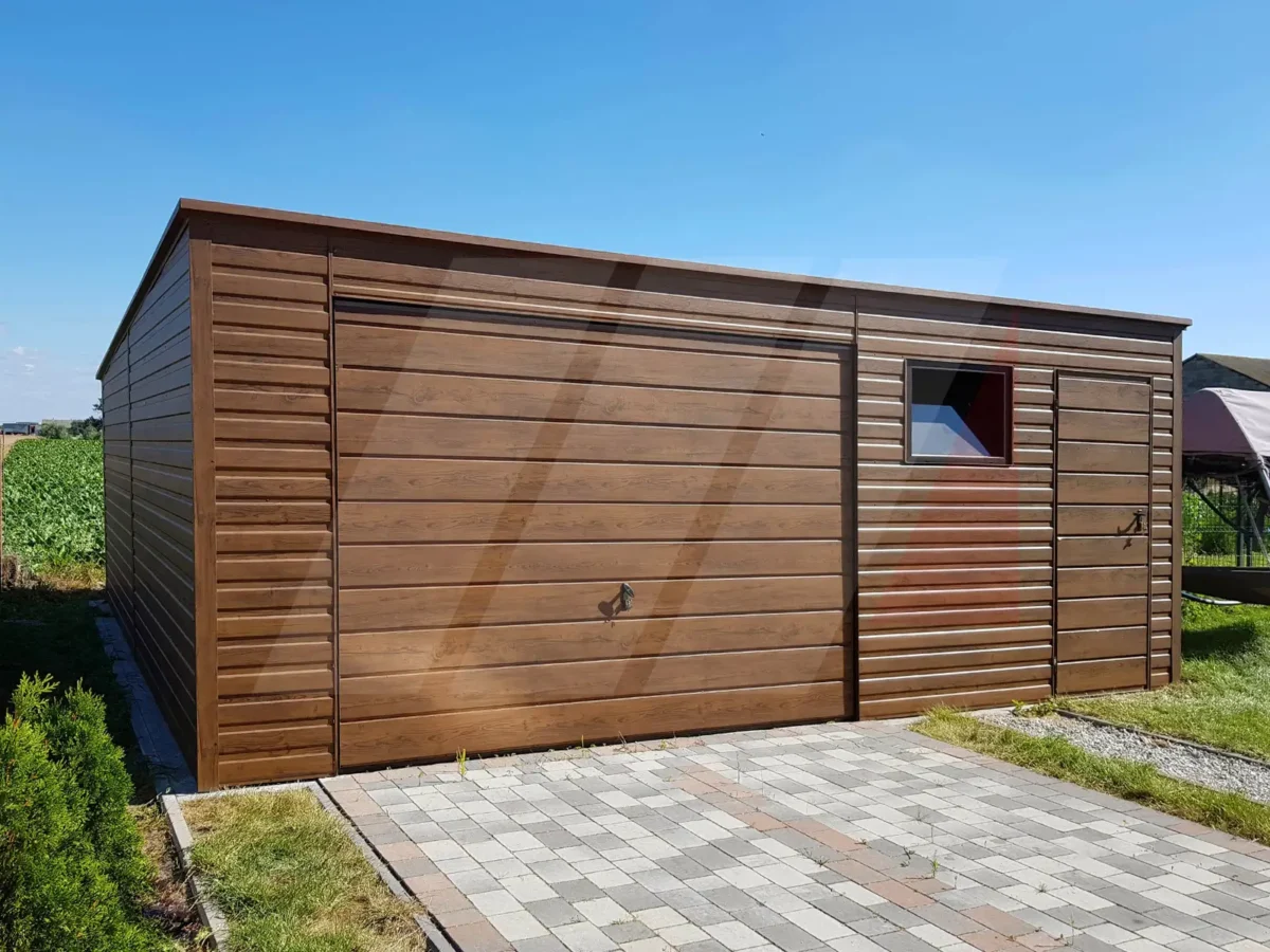 Garaż blaszany orzech spad do tyłu 6m x 6m brama uchylna i drzwi