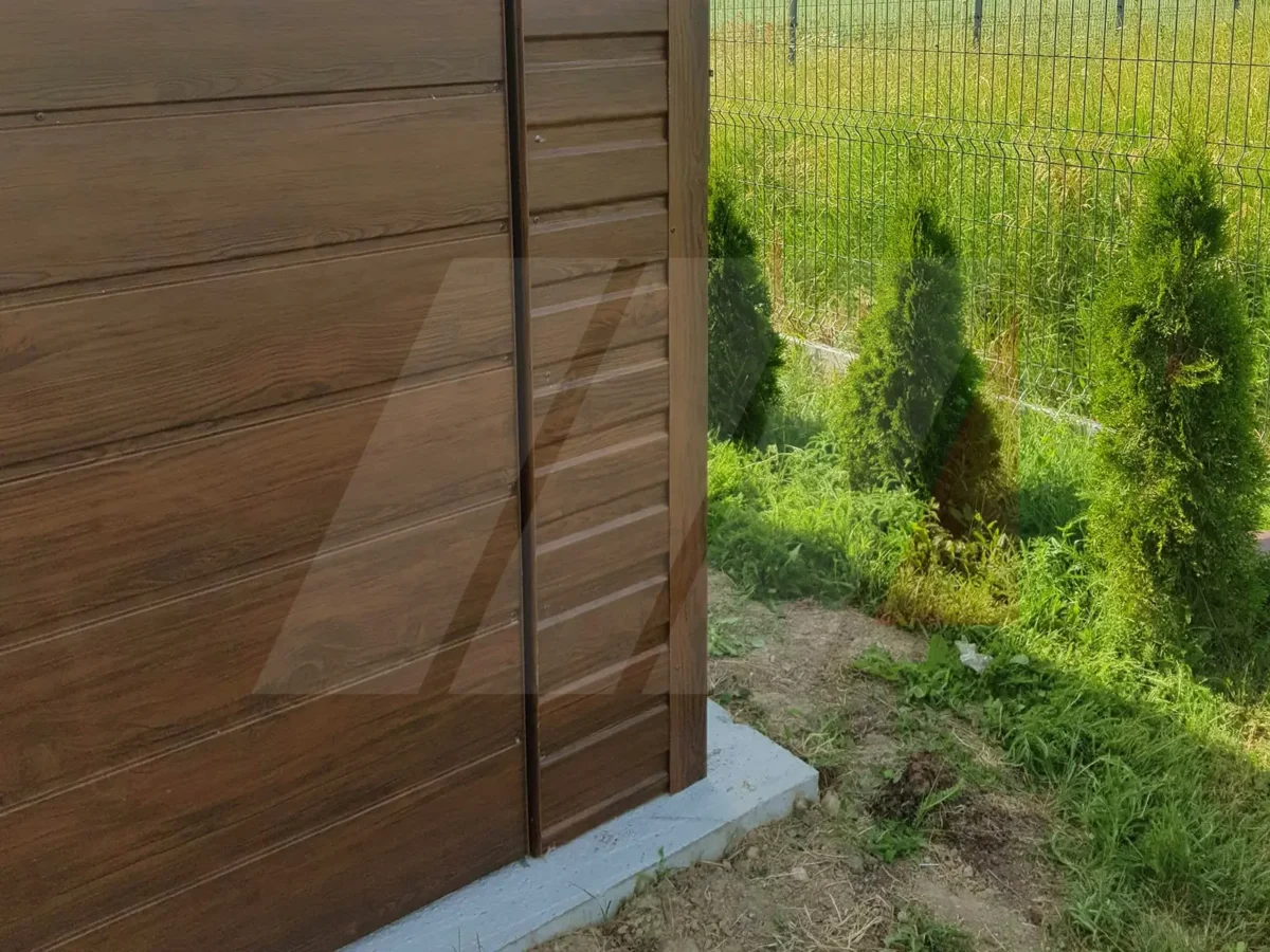 Garaż blaszany orzech spad do tyłu 3.5m x 5m brama uchylna