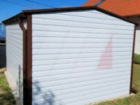 Domek ogrodowy biały dwuspadowy 3m x 4m drzwi brąz