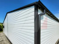 Garaż blaszany biały 9m x 6m pomieszczenie gosp. 2m x 6m