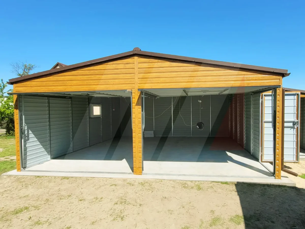 Garaż blaszany dwustanowiskowy 6m x 6m plus wiata 2m x 4m