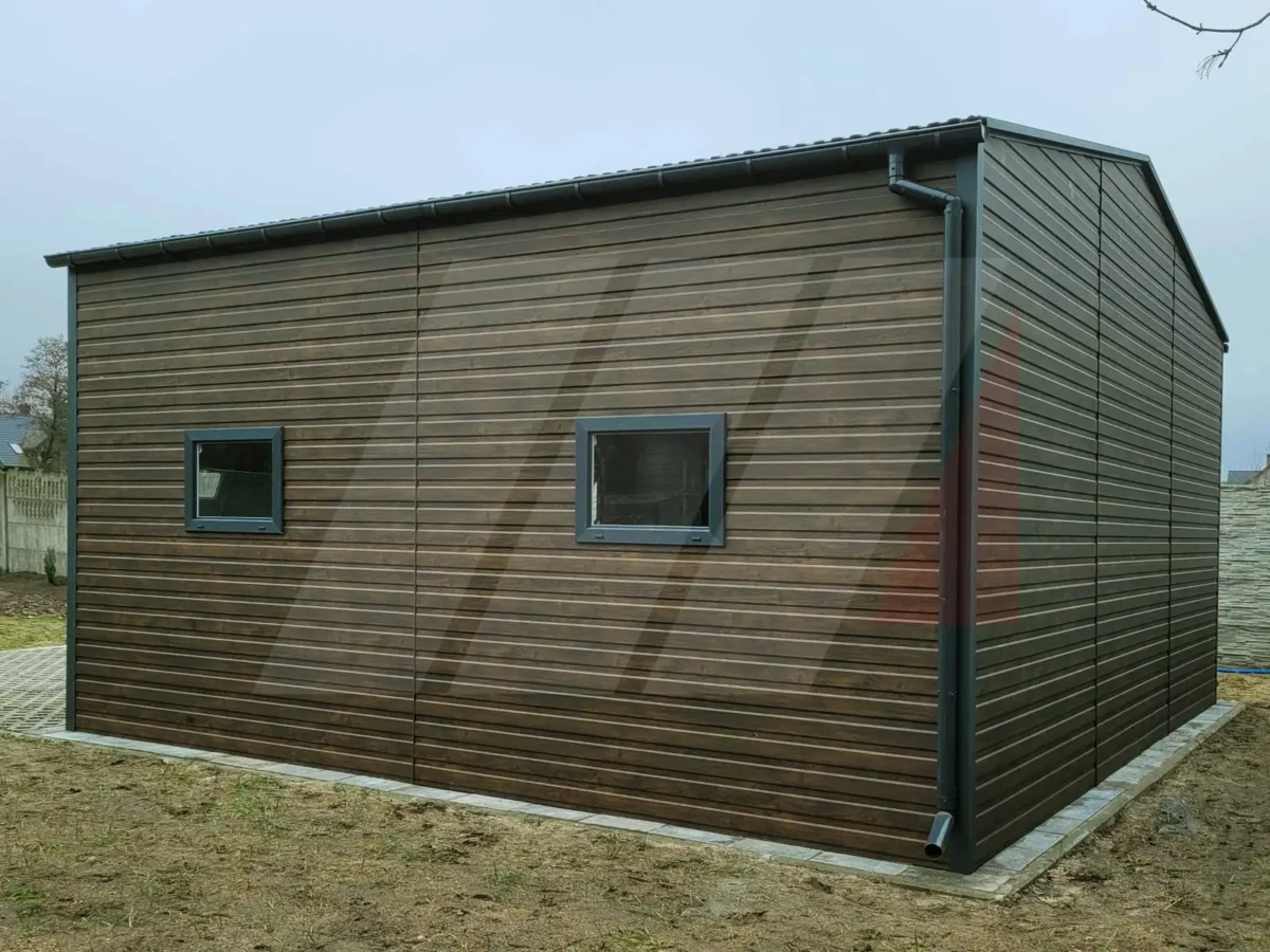 Hala magazynowa dwuspadowa orzech 8m x 6m bramy uchylne